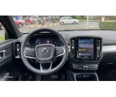 Volvo XC40 2.0 B3 CORE AUTO 5P de 2024 con 29.796 Km por 32.900 EUR. en Vizcaya