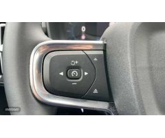 Volvo XC40 2.0 B3 CORE AUTO 5P de 2024 con 29.796 Km por 32.900 EUR. en Vizcaya