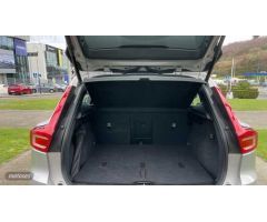Volvo XC40 2.0 B3 CORE AUTO 5P de 2024 con 30.702 Km por 32.900 EUR. en Vizcaya