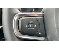 Volvo XC40 2.0 B3 CORE AUTO 5P de 2024 con 30.702 Km por 32.900 EUR. en Vizcaya
