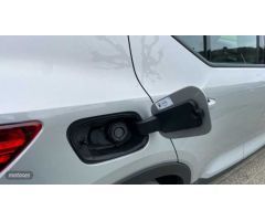 Volvo XC40 2.0 B3 CORE AUTO 5P de 2024 con 30.702 Km por 32.900 EUR. en Vizcaya