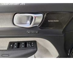 Volvo XC40 T3 Inscription Automatico de 2020 con 65.000 Km por 29.900 EUR. en Navarra