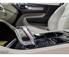 Volvo XC40 T3 Inscription Automatico de 2020 con 65.000 Km por 29.900 EUR. en Navarra