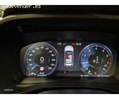Volvo XC40 T3 Inscription Automatico de 2020 con 65.000 Km por 29.900 EUR. en Navarra