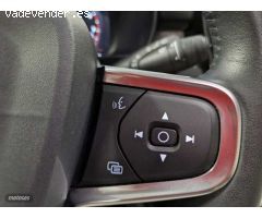 Volvo XC40 T3 Inscription Automatico de 2020 con 65.000 Km por 29.900 EUR. en Navarra