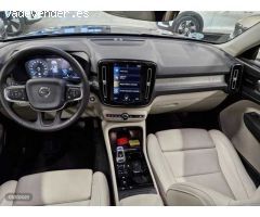 Volvo XC40 T3 Inscription Automatico de 2020 con 65.000 Km por 29.900 EUR. en Navarra