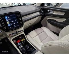 Volvo XC40 T3 Inscription Automatico de 2020 con 65.000 Km por 29.900 EUR. en Navarra