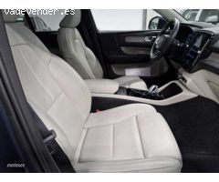 Volvo XC40 T3 Inscription Automatico de 2020 con 65.000 Km por 29.900 EUR. en Navarra