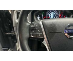 Volvo V 60 V60 D3 Momentum Manual de 2017 con 172.214 Km por 15.900 EUR. en Madrid