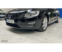 Volvo V 60 V60 D3 Momentum Manual de 2017 con 172.214 Km por 15.900 EUR. en Madrid