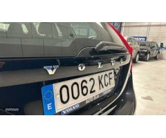 Volvo V 60 V60 D3 Momentum Manual de 2017 con 172.214 Km por 15.900 EUR. en Madrid