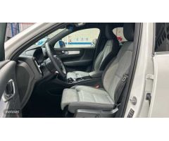 Volvo XC40 XC40 Recharge Plus, T4 Hibrido enchufable, Gasolina, Bright de 2023 con 17.300 Km por 38.