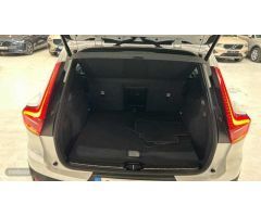 Volvo XC40 XC40 Recharge Plus, T4 Hibrido enchufable, Gasolina, Bright de 2023 con 17.300 Km por 38.