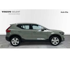 Volvo XC40 XC40 Core, B3 Mild Hybrid, Gasolina de 2023 con 13.615 Km por 36.900 EUR. en Madrid