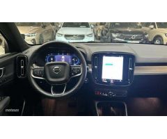 Volvo XC40 XC40 Core, B3 Mild Hybrid, Gasolina de 2023 con 13.615 Km por 36.900 EUR. en Madrid