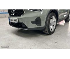 Volvo XC40 XC40 Core, B3 Mild Hybrid, Gasolina de 2023 con 13.615 Km por 36.900 EUR. en Madrid