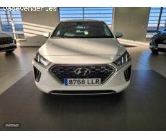 Hyundai Ioniq 1.6 GDI PHEV Tecno DCT de 2020 con 57.500 Km por 18.900 EUR. en Madrid