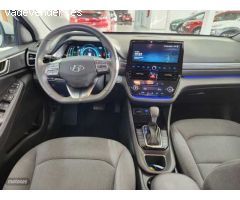 Hyundai Ioniq 1.6 GDI PHEV Tecno DCT de 2020 con 57.500 Km por 18.900 EUR. en Madrid