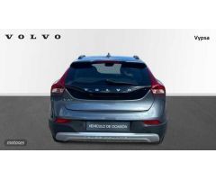 Volvo V 40 2.0 D2 MOMENTUM 120 5P de 2016 con 89.135 Km por 18.500 EUR. en Cordoba