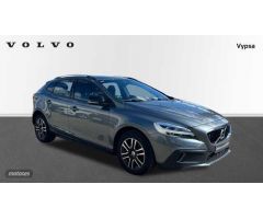 Volvo V 40 2.0 D2 MOMENTUM 120 5P de 2016 con 89.135 Km por 18.500 EUR. en Cordoba