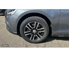 Volvo V 40 2.0 D2 MOMENTUM 120 5P de 2016 con 89.135 Km por 18.500 EUR. en Cordoba