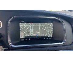 Volvo V 40 2.0 D2 MOMENTUM 120 5P de 2016 con 89.135 Km por 18.500 EUR. en Cordoba