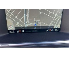 Volvo V 40 2.0 D2 MOMENTUM 120 5P de 2016 con 89.135 Km por 18.500 EUR. en Cordoba