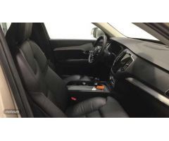 Volvo XC 90 Plus, B5 AWD Mild Hybrid, Diesel, Bright, 7 Plazas de 2023 con 41.912 Km por 64.900 EUR.