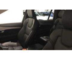 Volvo XC 90 Plus, B5 AWD Mild Hybrid, Diesel, Bright, 7 Plazas de 2023 con 41.912 Km por 64.900 EUR.