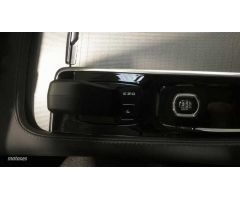 Volvo XC 90 Plus, B5 AWD Mild Hybrid, Diesel, Bright, 7 Plazas de 2023 con 41.912 Km por 64.900 EUR.