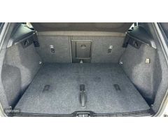 Volvo XC40 2.0 B3 CORE AUTO 163 5P de 2024 con 14.235 Km por 33.500 EUR. en Cordoba
