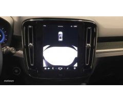 Volvo XC40 XC40 PLUS B3 MILD HYBRID GASOLINA de 2025 con 9 Km por 43.500 EUR. en Cantabria
