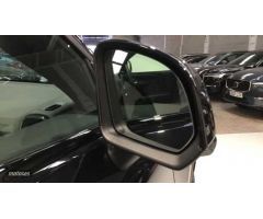 Volvo XC40 XC40 PLUS B3 MILD HYBRID GASOLINA de 2025 con 9 Km por 43.500 EUR. en Cantabria
