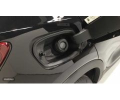 Volvo XC40 XC40 PLUS B3 MILD HYBRID GASOLINA de 2025 con 9 Km por 43.500 EUR. en Cantabria