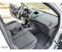 Ford Fiesta Trend 5p de 2013 con 171.000 Km por 5.800 EUR. en Jaen