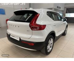 Volvo XC40 Core, B3 Mild Hybrid, Gasolina de 2024 con 35.300 Km por 31.900 EUR. en Navarra