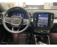 Volvo XC40 Core, B3 Mild Hybrid, Gasolina de 2024 con 35.300 Km por 31.900 EUR. en Navarra