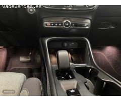 Volvo XC40 Core, B3 Mild Hybrid, Gasolina de 2024 con 35.300 Km por 31.900 EUR. en Navarra