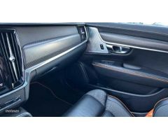 Volvo V 90 2.0 D4 VOR 4WD AUTO 190 5P de 2018 con 81.909 Km por 39.500 EUR. en Cordoba