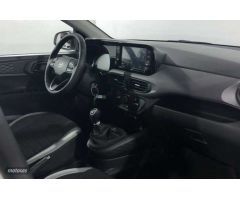 Hyundai i10 1.0 MPI Klass de 2024 con 8.002 Km por 15.950 EUR. en Baleares