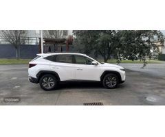 Hyundai Tucson 1.6 TGDI Maxx 4x2 de 2024 con 5.516 Km por 29.515 EUR. en Alava