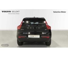 Volvo XC40 XC40 Plus, B3 Mild Hybrid, Gasolina, Dark de 2023 con 35.168 Km por 34.900 EUR. en Cantab