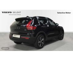 Volvo XC40 XC40 Plus, B3 Mild Hybrid, Gasolina, Dark de 2023 con 35.168 Km por 34.900 EUR. en Cantab