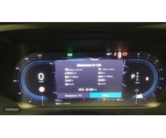 Volvo XC40 XC40 Plus, B3 Mild Hybrid, Gasolina, Dark de 2023 con 35.168 Km por 34.900 EUR. en Cantab
