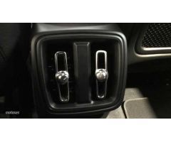 Volvo XC40 XC40 Plus, B3 Mild Hybrid, Gasolina, Dark de 2023 con 35.168 Km por 34.900 EUR. en Cantab