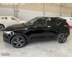 Volvo XC40 XC40 T3 R-Design Automatico de 2020 con 70.028 Km por 31.900 EUR. en Navarra