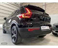 Volvo XC40 XC40 T3 R-Design Automatico de 2020 con 70.028 Km por 31.900 EUR. en Navarra