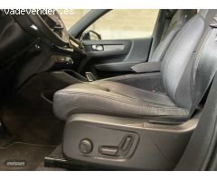 Volvo XC40 XC40 T3 R-Design Automatico de 2020 con 70.028 Km por 31.900 EUR. en Navarra