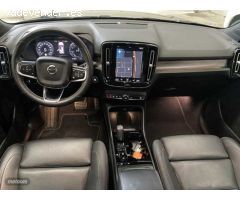 Volvo XC40 XC40 T3 R-Design Automatico de 2020 con 70.028 Km por 31.900 EUR. en Navarra