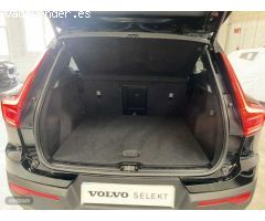 Volvo XC40 XC40 T3 R-Design Automatico de 2020 con 70.028 Km por 31.900 EUR. en Navarra